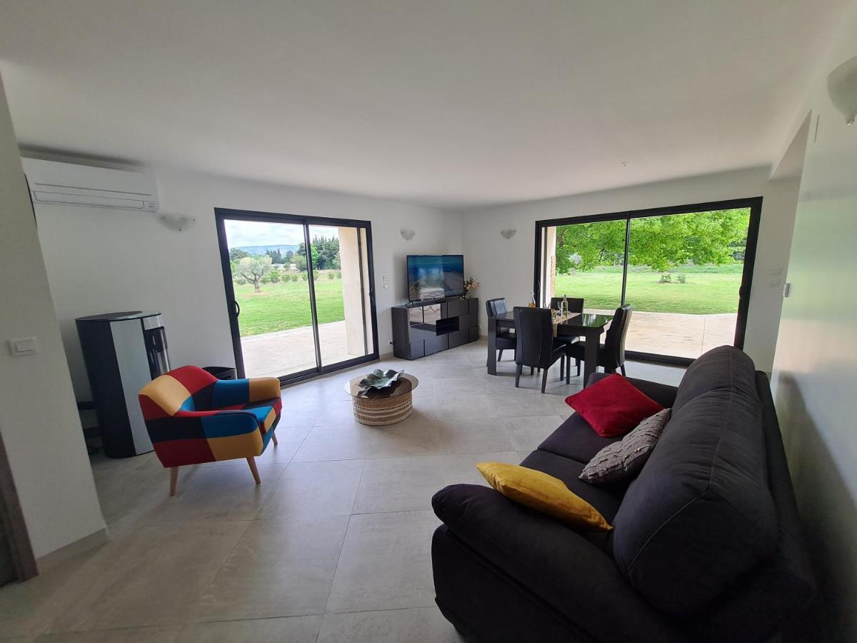 Mas Des Fugueyrolles Bed & Breakfast Cavaillon Exterior photo