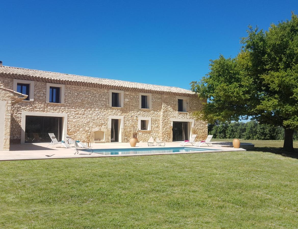 Mas Des Fugueyrolles Bed & Breakfast Cavaillon Exterior photo